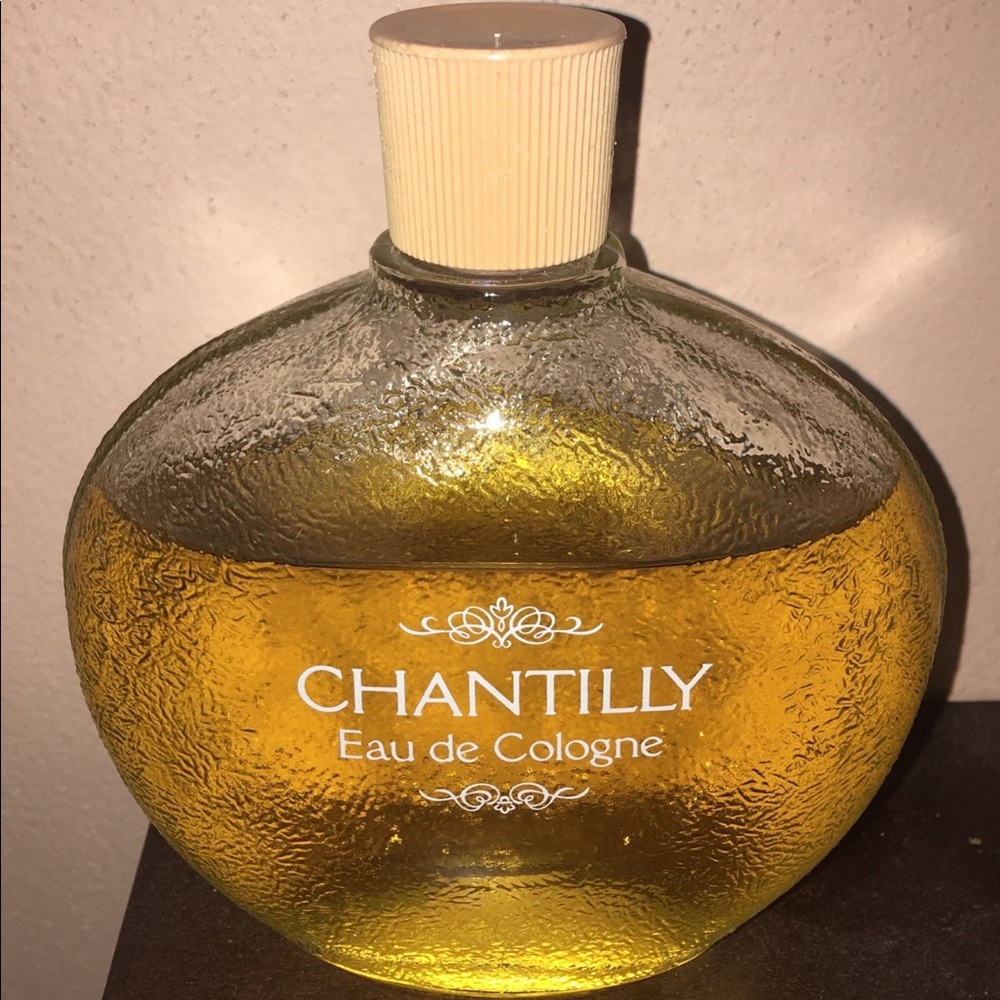 Vintage Chantilly Eau de Cologne 7.5 oz